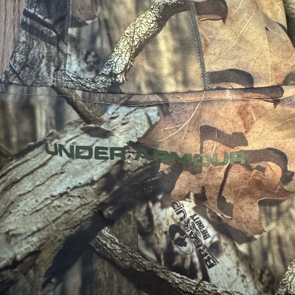 Camo under armor sweatshirt - Picture 2 of 6